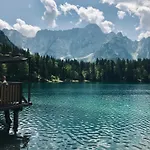Mountain Rododendro Apartamento Tarvisio