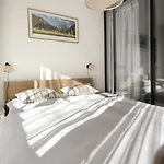 Mountain Rododendro Apartamento Tarvisio