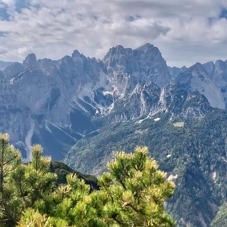Mountain Rododendro Lägenhet Tarvisio